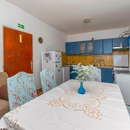 Tonci Apartman Sumpetar